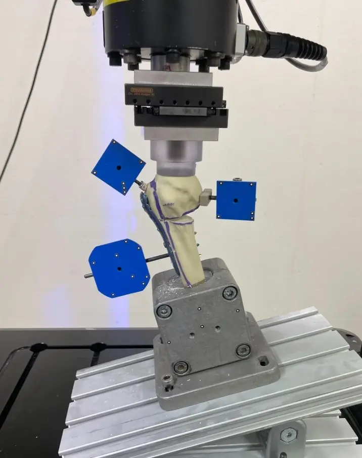 Biomechanische Testung am AO Institut Davos